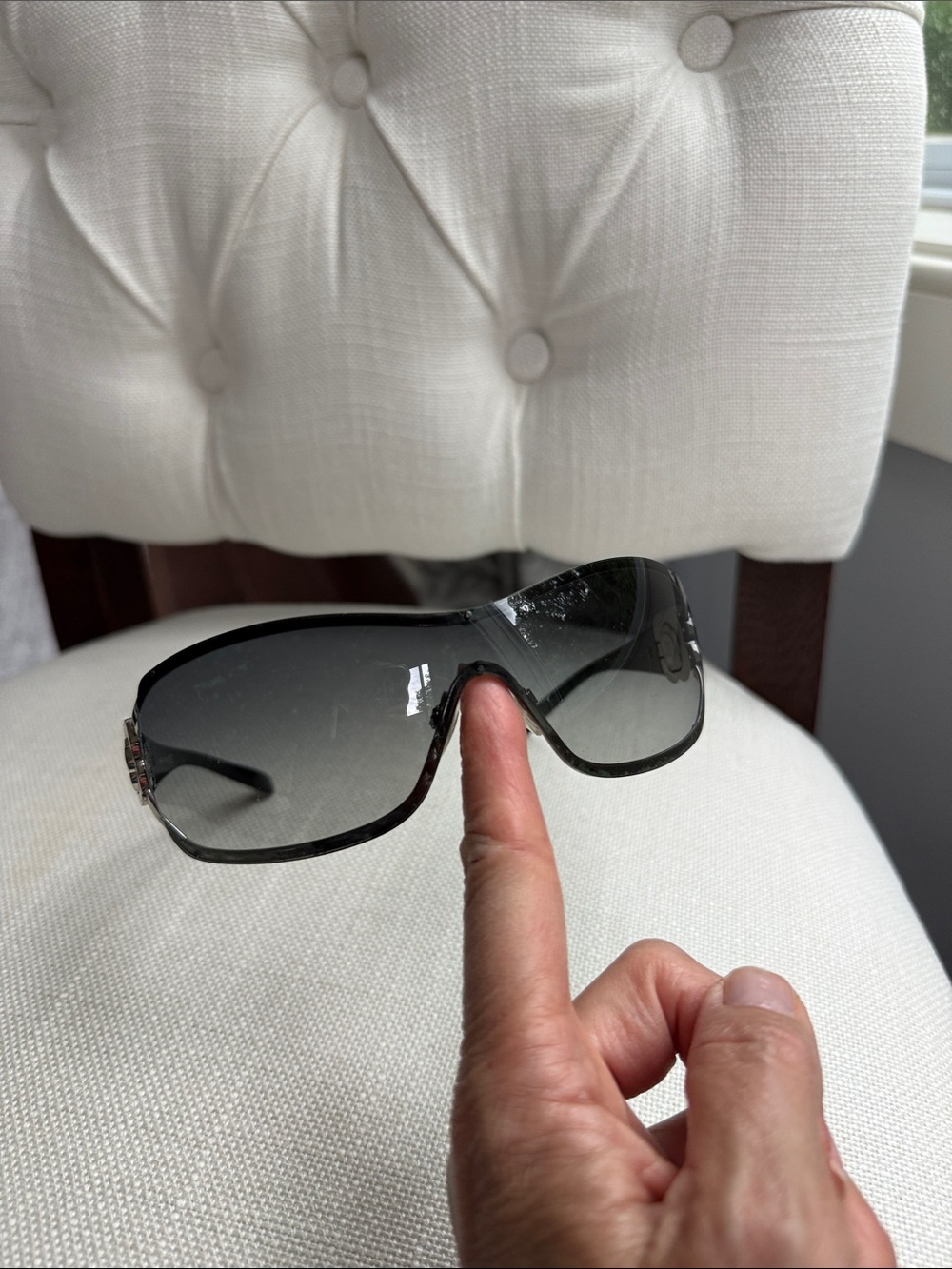 CHANEL Black Gradient Camellia Shield Sunglasses - Picture 8 of 11